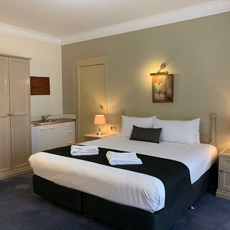 Heritage Motor Inn Goulburn Dış mekan fotoğraf