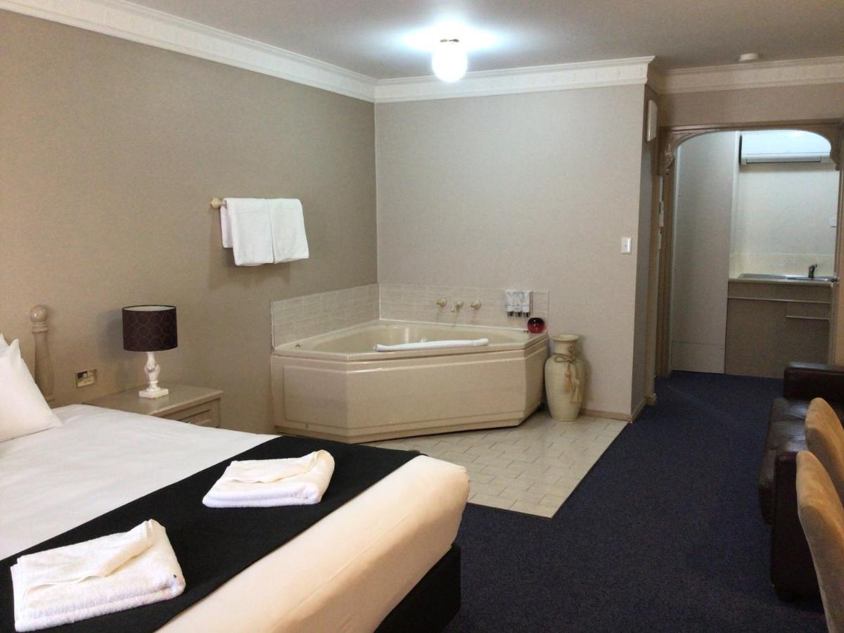 Heritage Motor Inn Goulburn Dış mekan fotoğraf