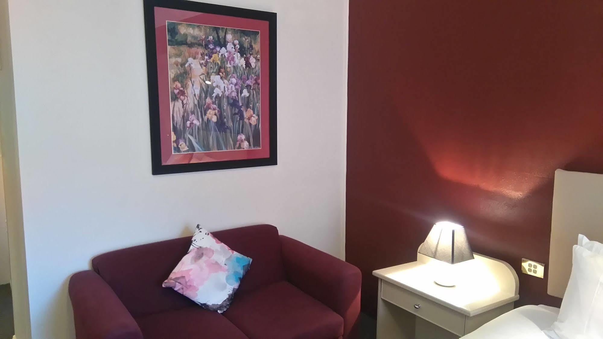 Heritage Motor Inn Goulburn Dış mekan fotoğraf