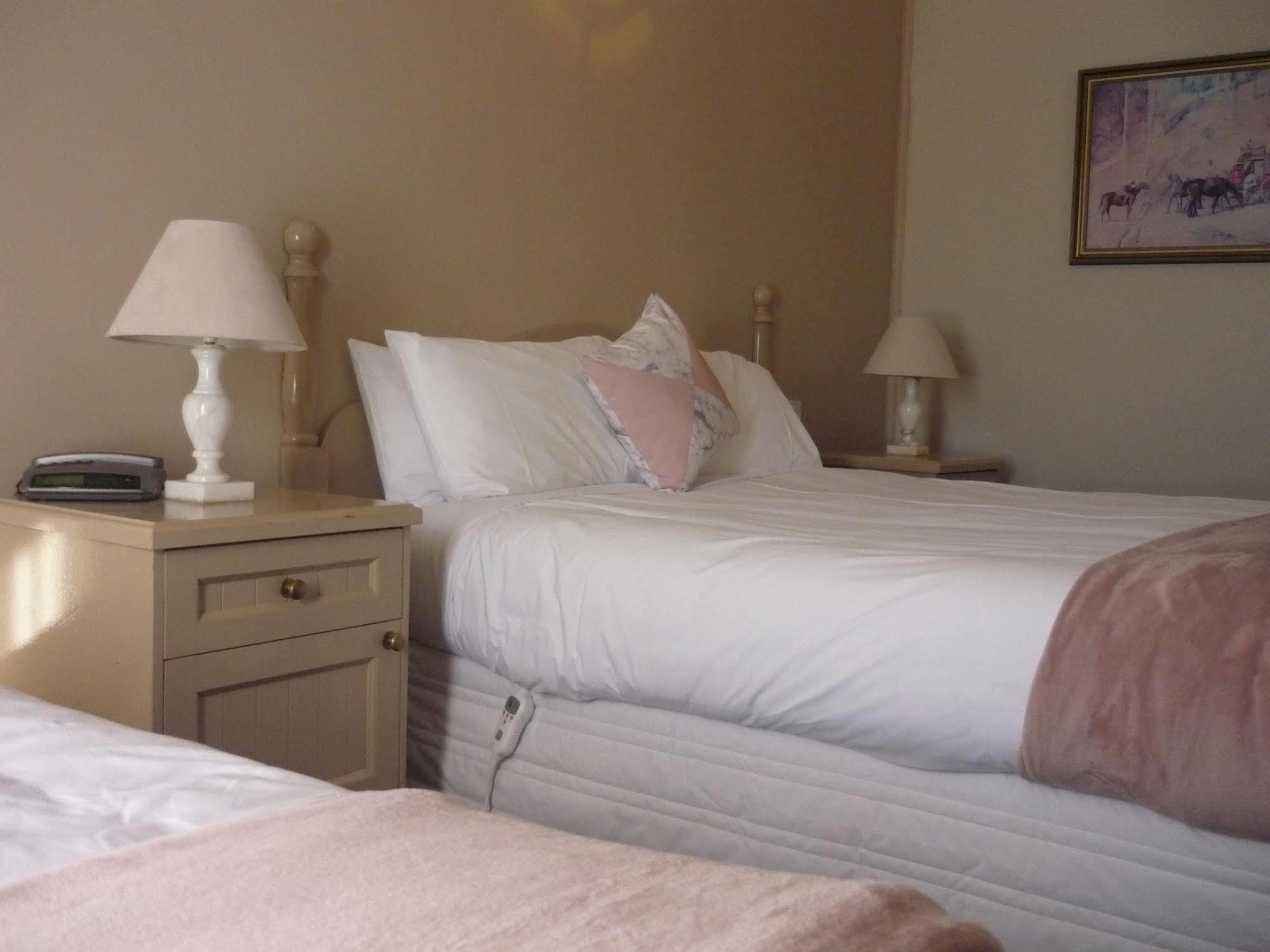 Heritage Motor Inn Goulburn Dış mekan fotoğraf